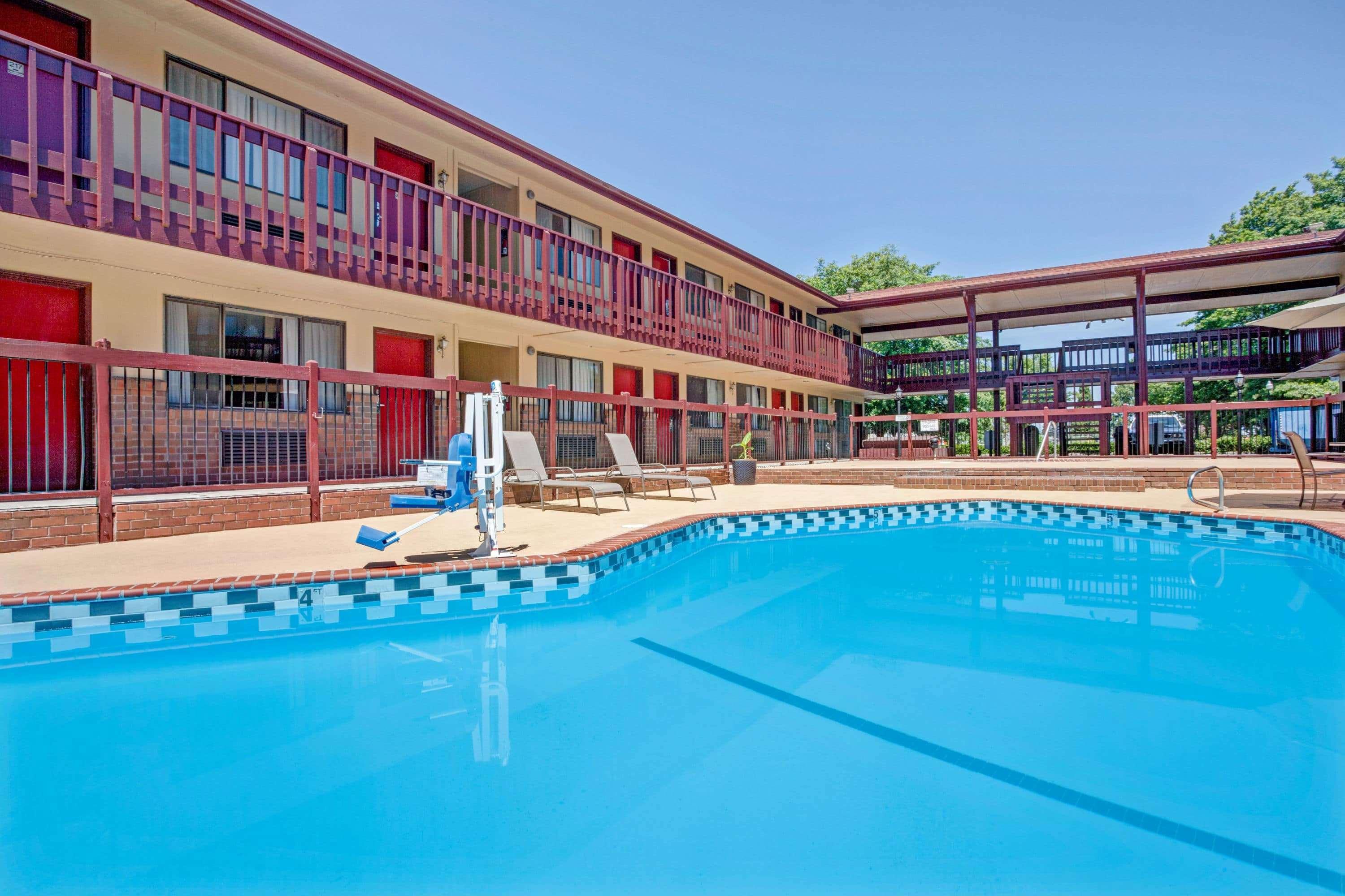 ซูเปอร์ 8 บาย วินด์แฮม อัลบานี Motel ภายนอก รูปภาพ